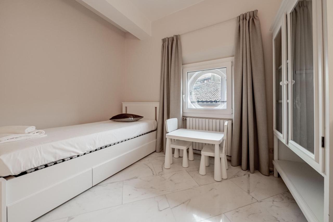 Realkasa Sette Chiese Apartment Bologna Bagian luar foto